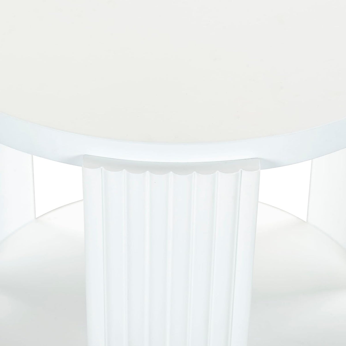 SAFAVIEH Couture Collection Liabella White Round Accent Table