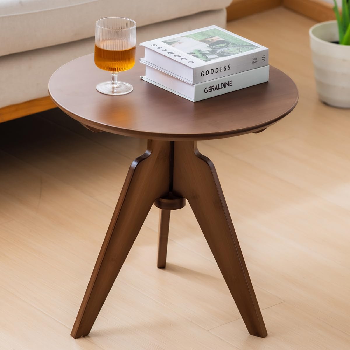 Maydear Bamboo Round Side Table Small Accent Table or Coffee Table for Living Room, Bedroom, or Office, Easy Assembly, 3-Leg Design