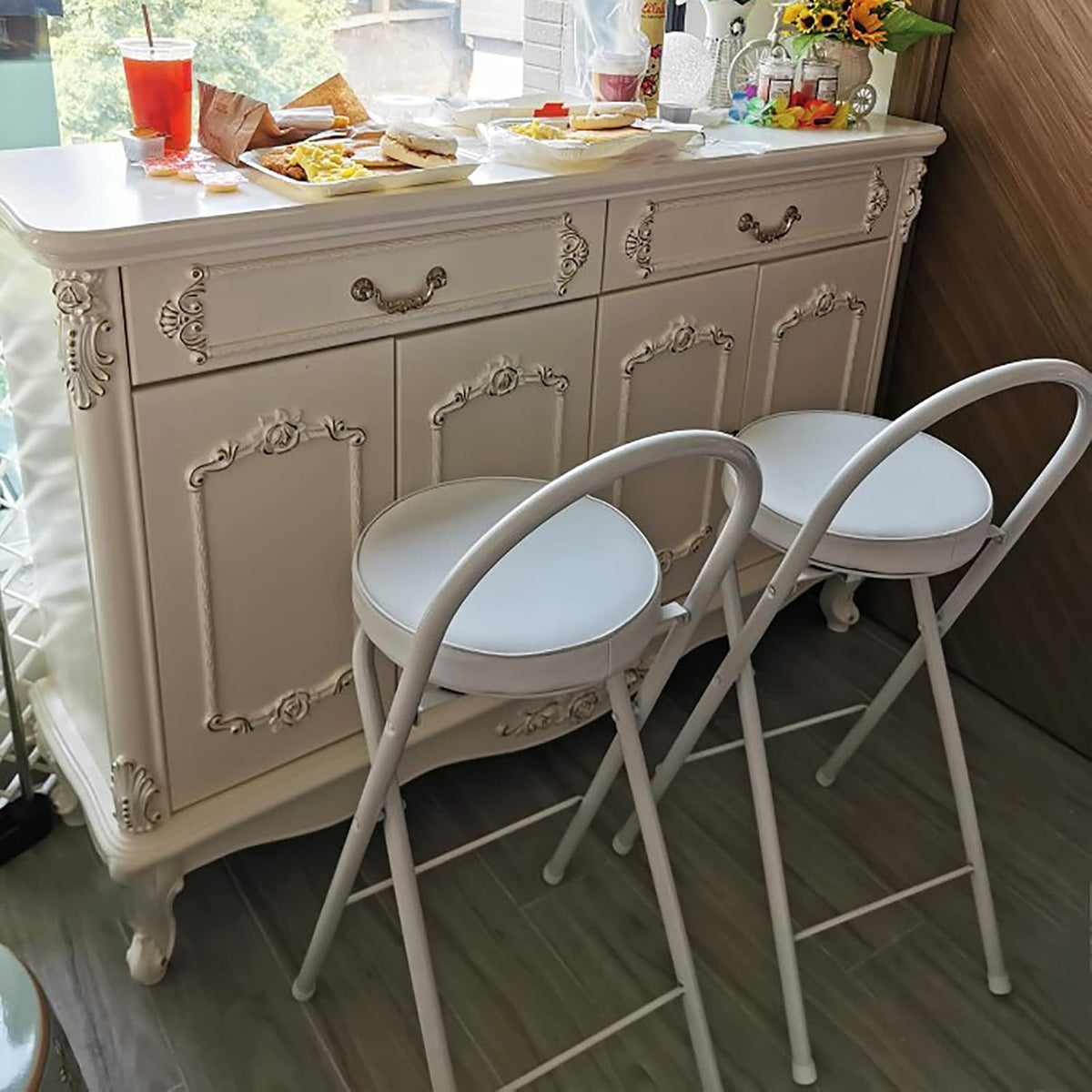 QQXX Folding Bar Stool with Footrest,Leather Padded Folding Kitchen Stool,Portable Counter Height Foldable Stool Tall Bar Stools for Outdoor Kitchen Shop Cafe(1 Pc, White Seat Height 29.5")