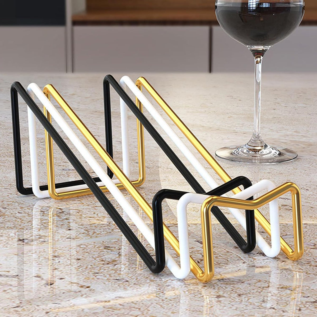 Wine Rack Metal Countertop Wine Rack, Iron Wine Bottle Holder & Beer Shelf Modern Wine Storage Organizer for Home Bar Decor Vertical Display Stand for Champagne & Drinks Sturdy & Elegant Des