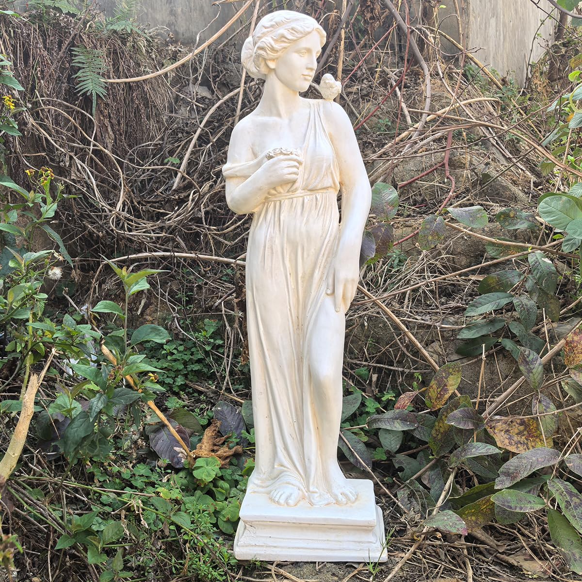 Outdoor Statue, Nymph Sculpture Goddess of Greek Mythology Roman Style for Garden Patio Yard Lawn Porch Decor (Nymph)